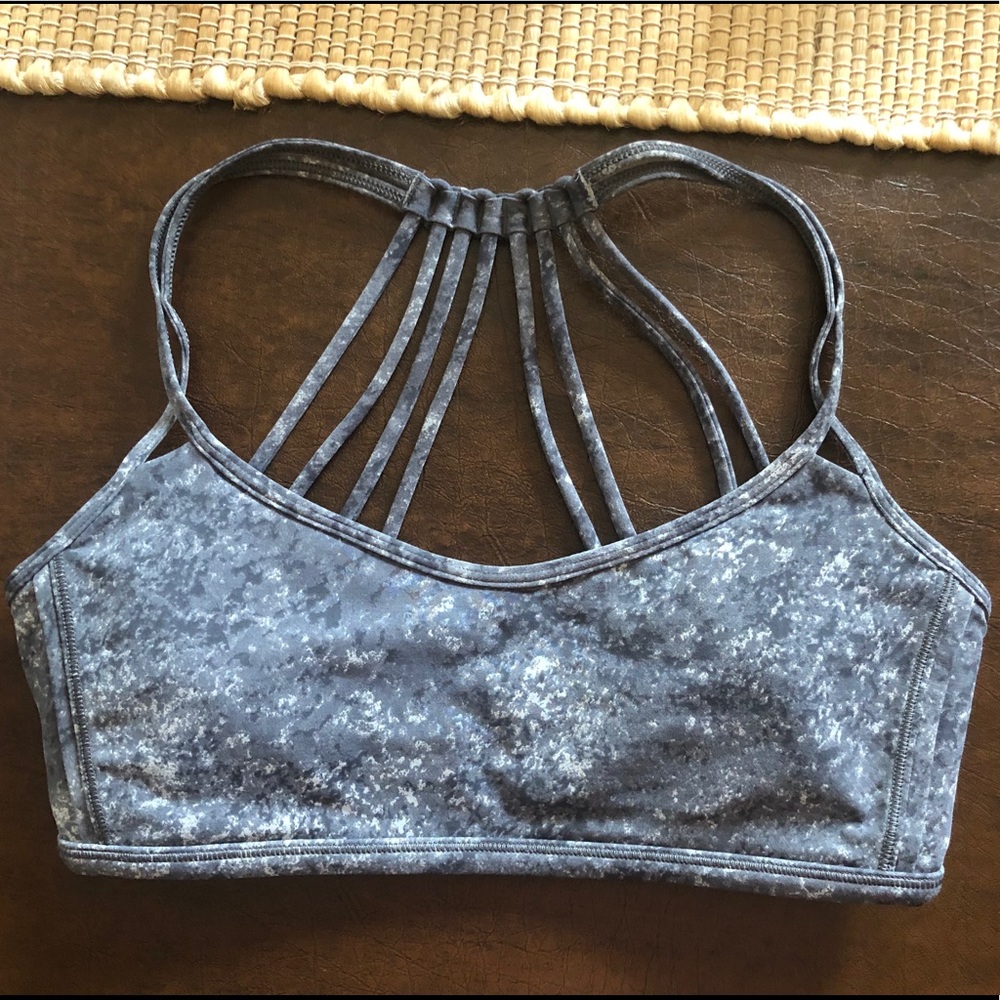 Lululemon Light Up Sports Bra